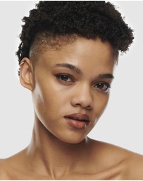MAC - Studio Radiance Serum-Powered Foundation - NC38