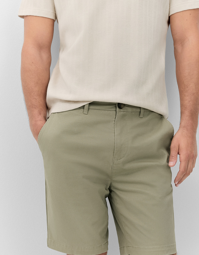 UNISON - Slim Chino Short