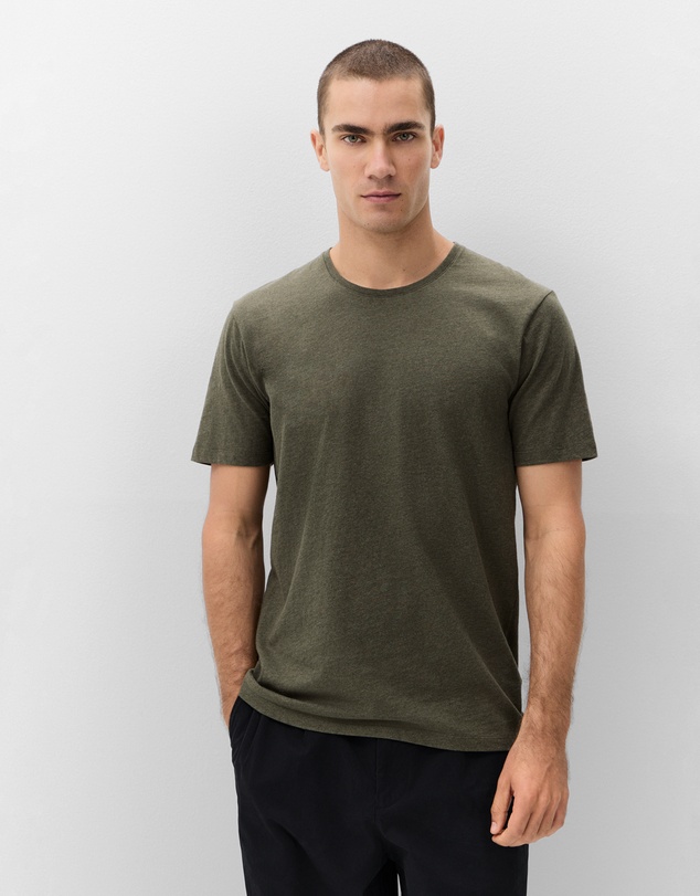 UNISON - Classic Crew Neck T Shirt