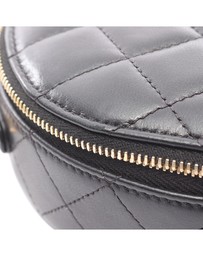 Pre-Loved by Azura Reborn - Pre-Loved CC Quilted Lambskin 23C Top Handle Clutch