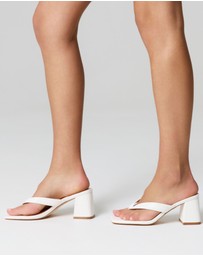 Verali - Stoked Block Heel Thongs