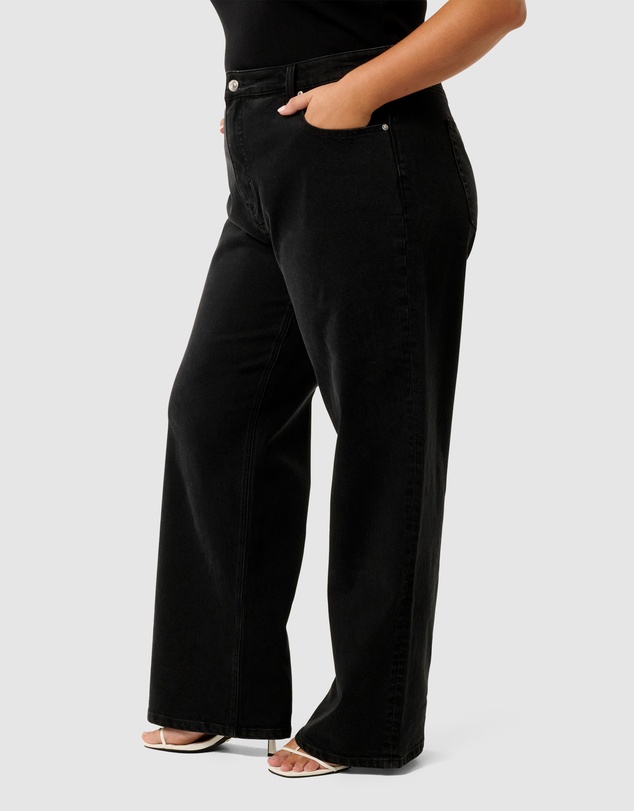 Forever New Curve - Skyla Curve Straight Leg Jeans