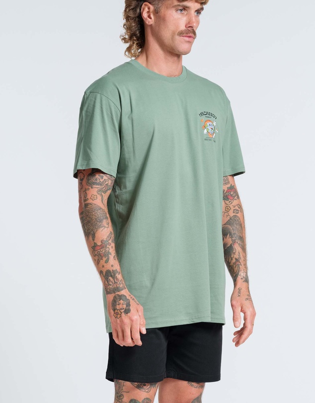 Vacancy Co - Nurture Nature Tee