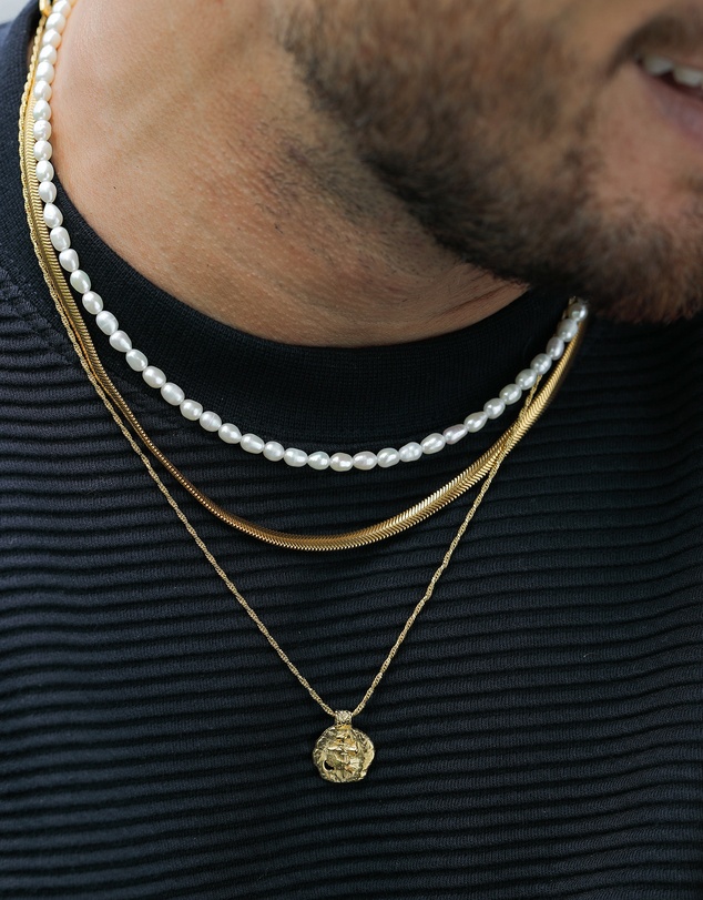 Kuzzoi - ICONIC EXCLUSIVE - Shell Pearl Necklace with Sterling Silver Closure