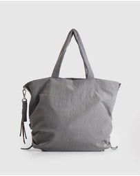 Nere - n.motion Large Tote Bag