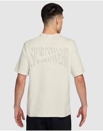 Nike - Sportswear Premium Essentials T-Shirt