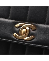Pre-Loved by Azura Reborn - Pre-Loved CC Lambskin Line Chain Flap