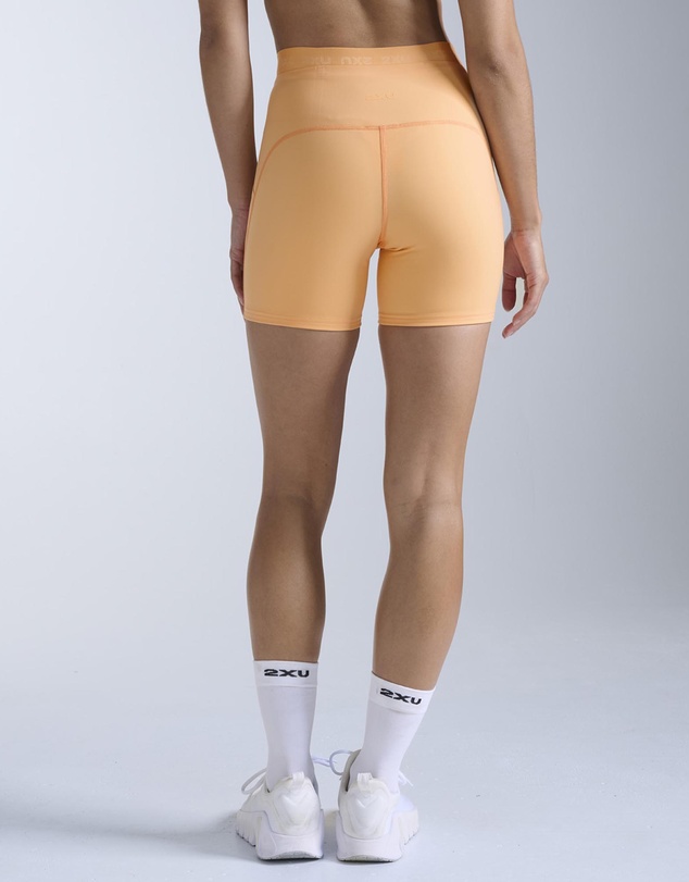 2XU - Form Stash Hi-Rise Compression 4 Inch Shorts