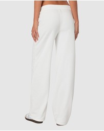 EDIKTED - Quinn Straight Leg Sweatpants