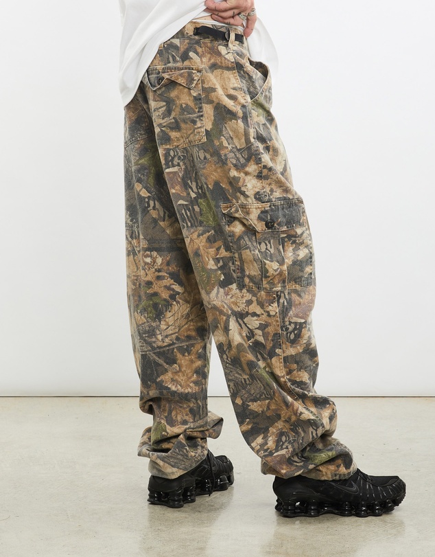 Vintage by The Real Deal - Pre Loved - Vintage Mossy Oak Realtree Camo Cargo Pants