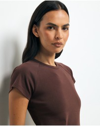 AERE - Organic Cotton Raglan T-Shirt