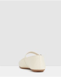 Rollie - Ballet MJ Square Toe Flat