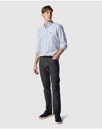 Rodd & Gunn - Motion 2 Straight Jean Short Leg