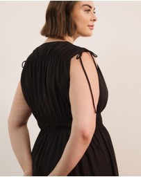 Atmos&Here Curvy - Luna Linen Blend Sleeveless Gathered Maxi Dress