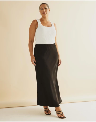 Atmos&Here Curvy - Nya Slip Maxi Skirt
