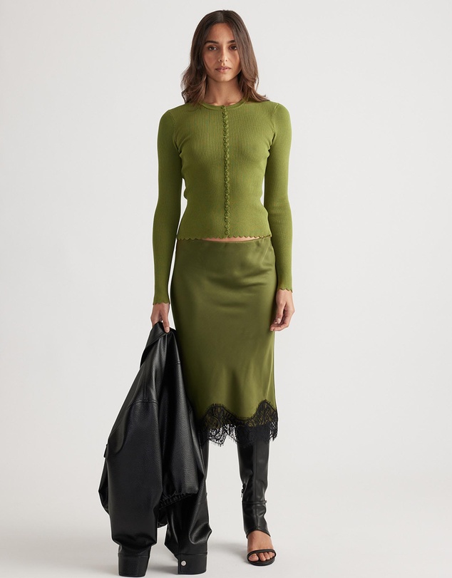 Decjuba - Lana Scallop Button Top
