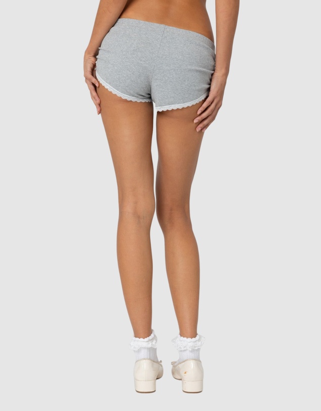 EDIKTED - Kadence Ruched Lace Trim Shorts