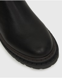 Betts - River Chunky Chelsea Boots
