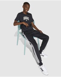 adidas Sportswear - Collegiate Graphic T-Shirt - Teens