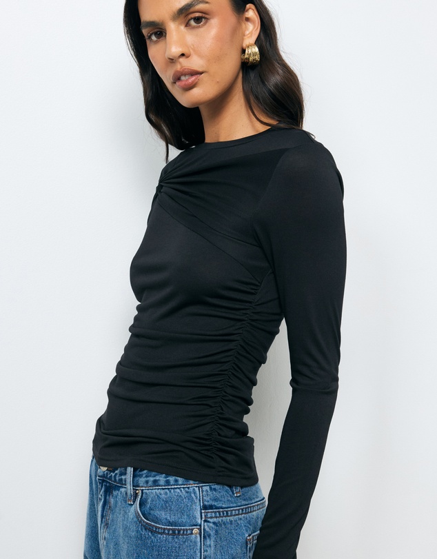 AERE - Ulani Knot Detail Top