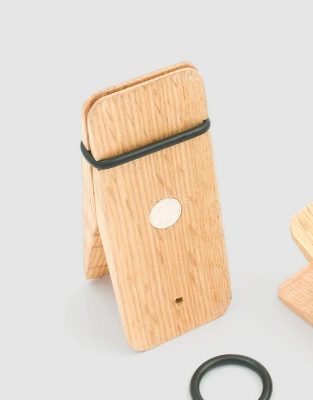 Olive et Oriel - Art Hanging Clip - Oak