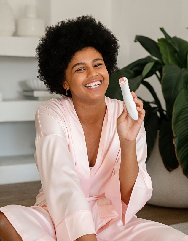 Kahlia Skin - LED Derma Roller Kit