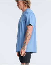 Vacancy Co - Endless Summer Tee