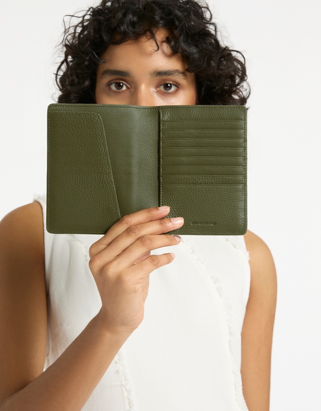 Status Anxiety - In Transit Travel Wallet