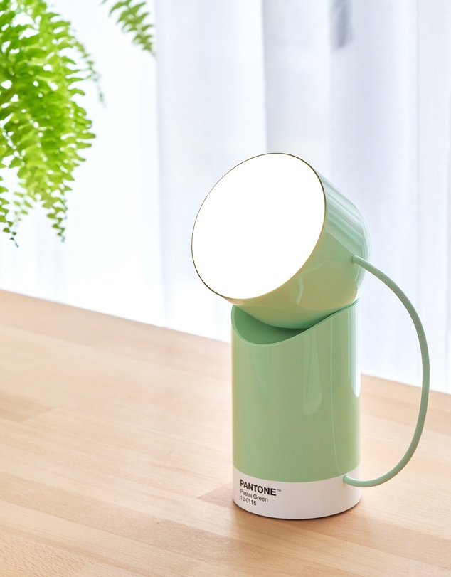 Lexon - Lexon Orbe Portable Led Lamp With Moving Head PANTONE - Green