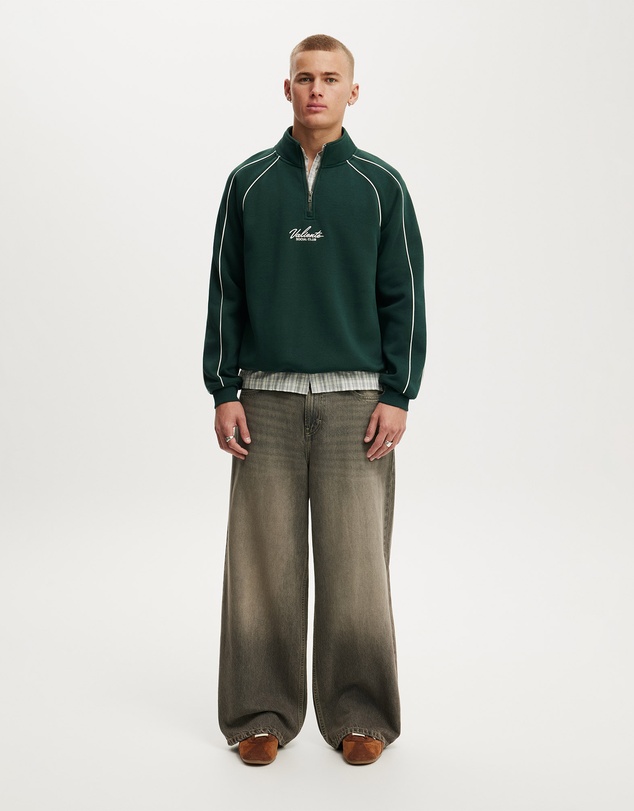 Cotton On - 1/4 Zip Graphic Fleece