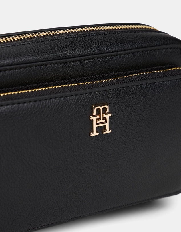 Tommy Hilfiger - Icon Camera Bag