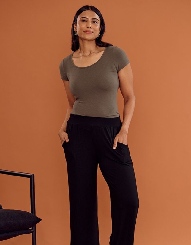 Bamboo Body - Essential Scoop Tee