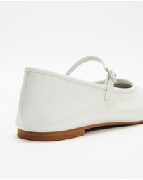 Senso - Caroline II