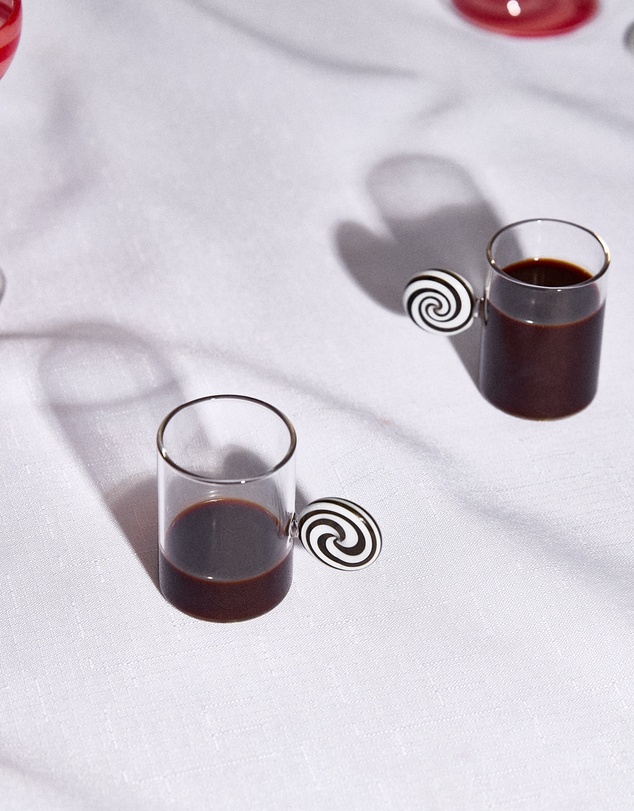 Fazeek - Swirl Espresso Cups Black/White