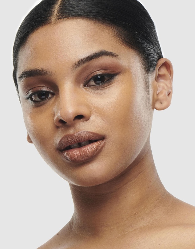 MAC - Studio Radiance Serum-Powered Foundation - NC40