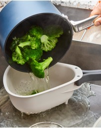 Joseph Joseph - Droplet Compact Colander with Folding Handles
