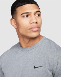 Nike - Hyverse Dri-FIT UV Short-Sleeve Versatile Top