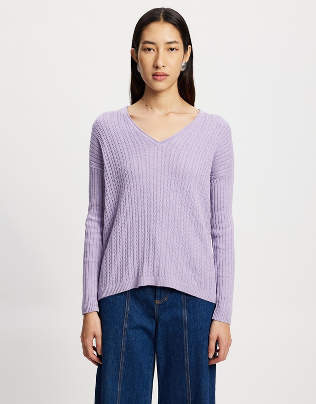 Lindsay Nicholas New York - V-Neck Cable Sweater