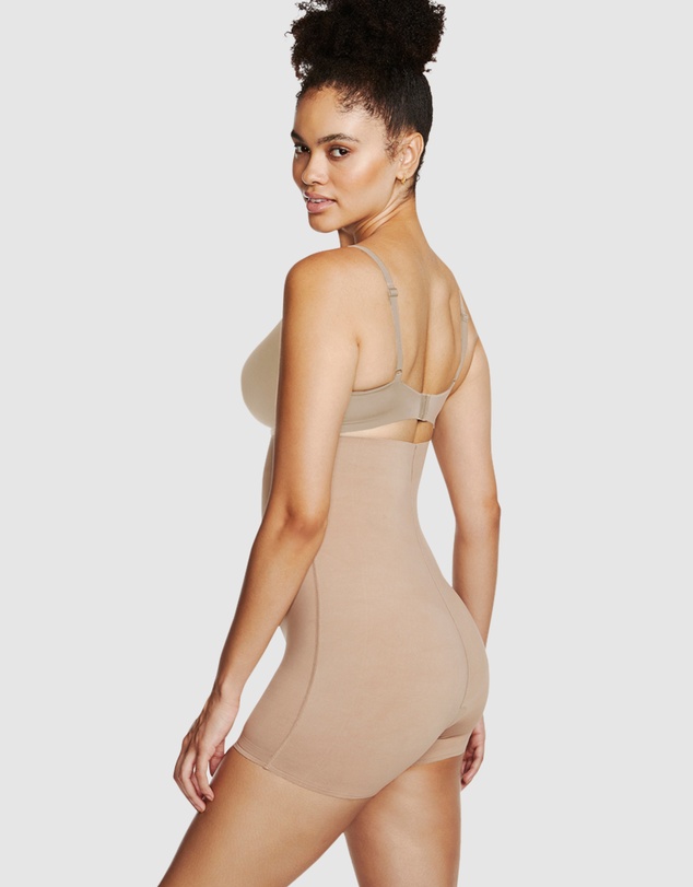 Naomi & Nicole - Real Smooth® Ultra High Waist Shaper Short
