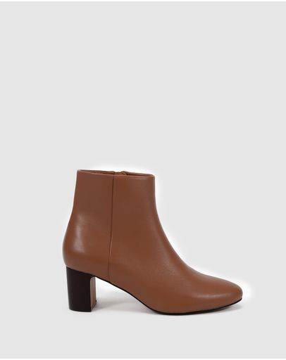 Tan