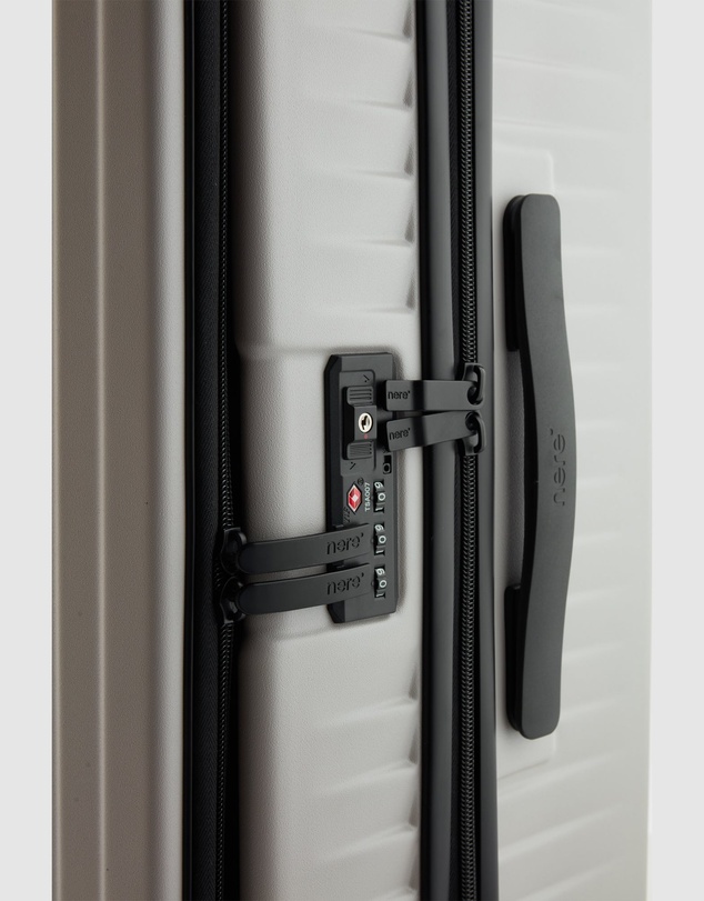 Nere - Venture Dual Open 56cm Suitcase