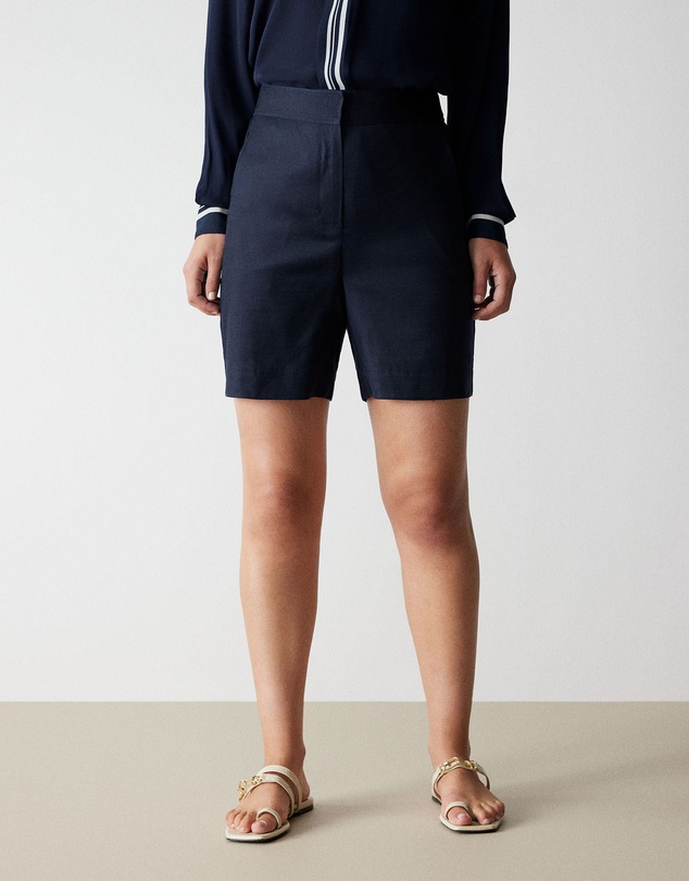 Trenery - Stretch Linen Blend Longline Short in Night Sky