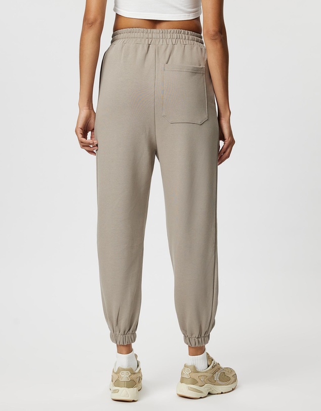 KAJA Clothing - Relaxed 3 1/4 Jovie Trousers