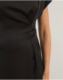 Atmos&Here - Rylee Boat Neck Midi Dress