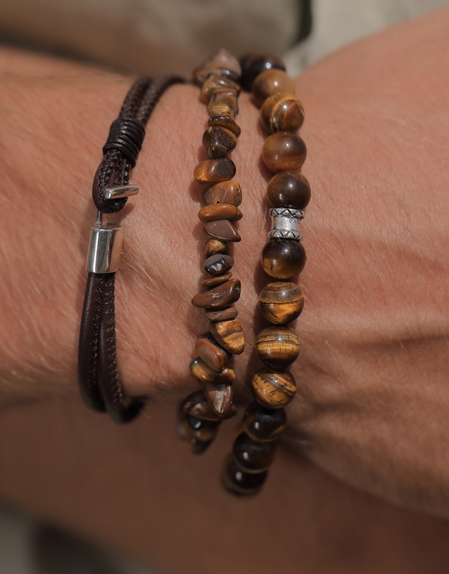 Kuzzoi - ICONIC EXCLUSIVE - Tiger's Eye Bead Bracelet with Gold-Plated Elements