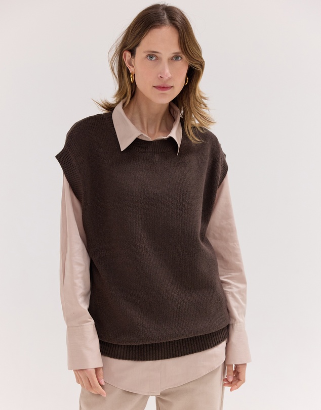 Cloth & Co. - The Crew Neck Vest Brazil Nut