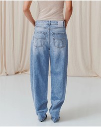 Marella - ICONIC EXCLUSIVE - Emily Ratajkowski - Barrels Denim Jean