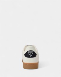 GUESS - Lalak Sneakers
