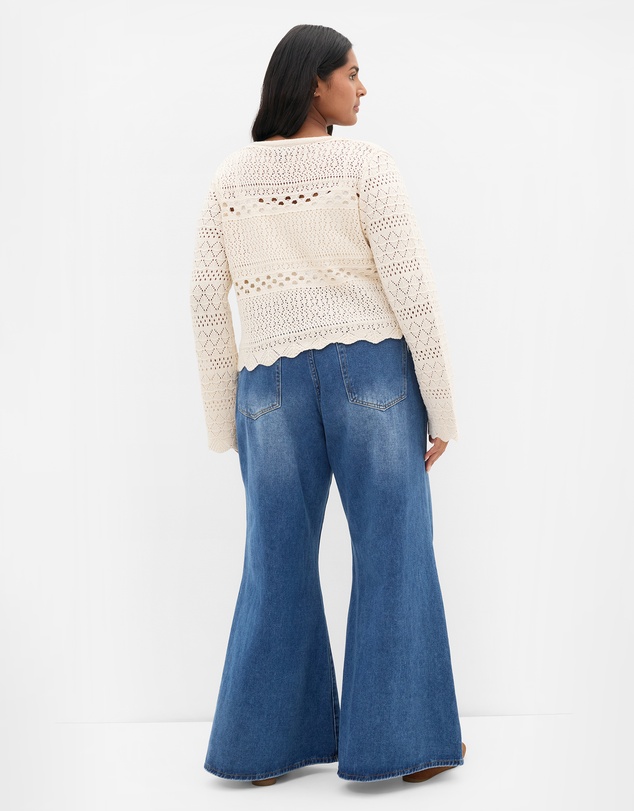 City Chic - Crochet Love Tie Front Top