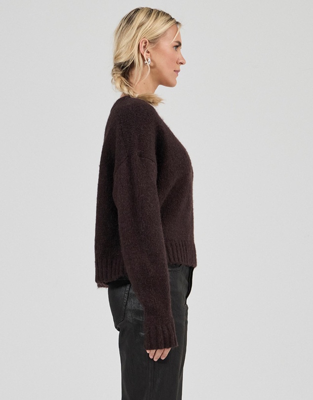 Rolla's - Tomboy V Neck Knit Top